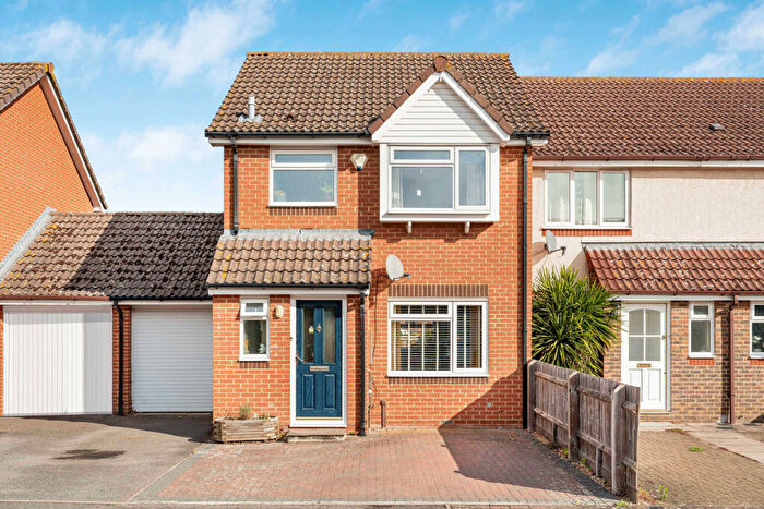 3 Bedroom End Of Terrace House For Sale In Samor Way, Didcot, OX11