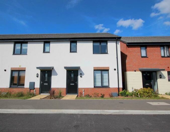 3 Bedroom Semi-Detached House To Rent In Forbitus Road, Exeter, EX2