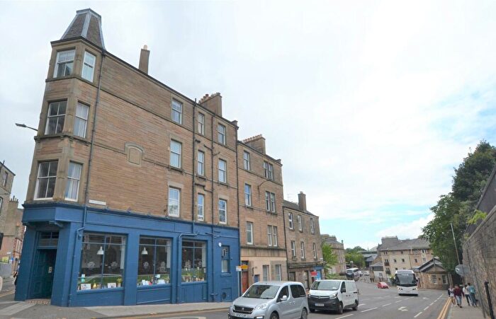 1 Bedroom Flat To Rent In Canonmills, Canonmills, Edinburgh, EH3