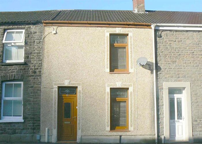 2 Bedroom Property To Rent In Thomas Street, Briton Ferry, Neath, SA11