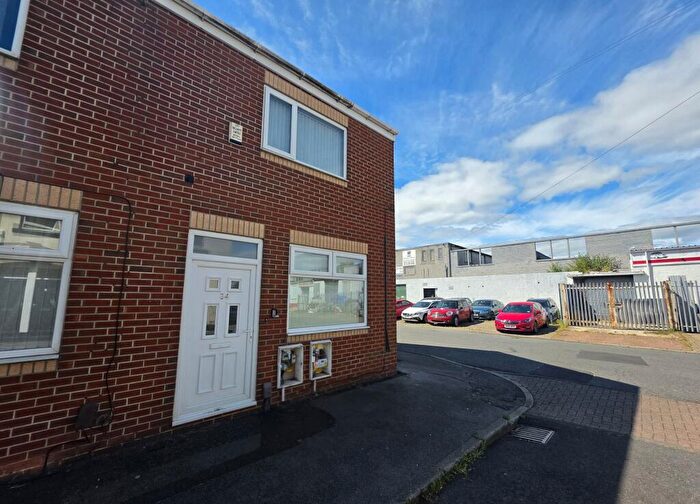 2 Bedroom Terraced House For Sale In Lyndhurst Terrace, Sunderland, Tyne And Wear, SR4