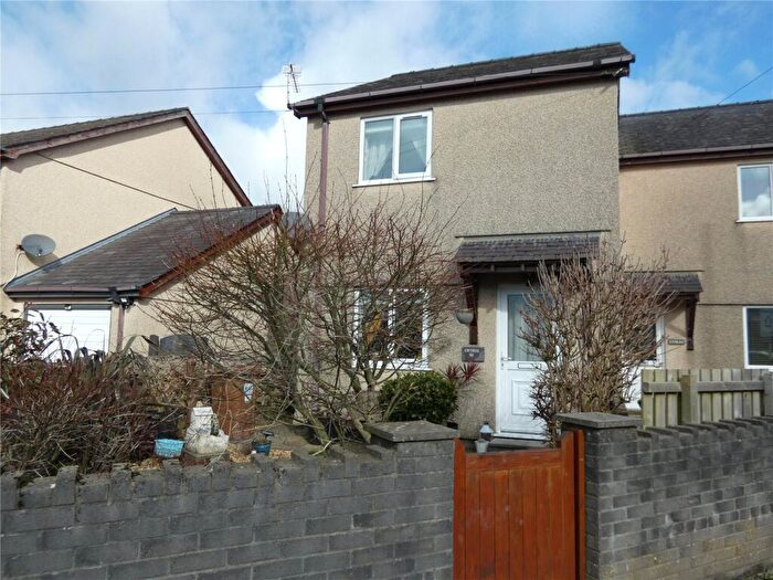 2 Bedroom Semi-Detached House For Sale In Llanrug, Caernarfon, Gwynedd, LL55