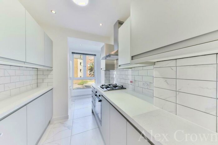 4 Bedroom Apartment To Rent In Stoke Newington Church Street, Stoke Newington, N16