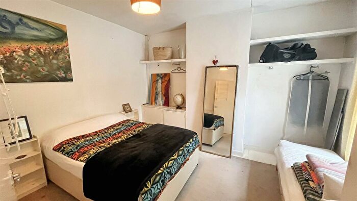1 Bedroom Flat For Sale In Kingswood Road, Moseley, B13