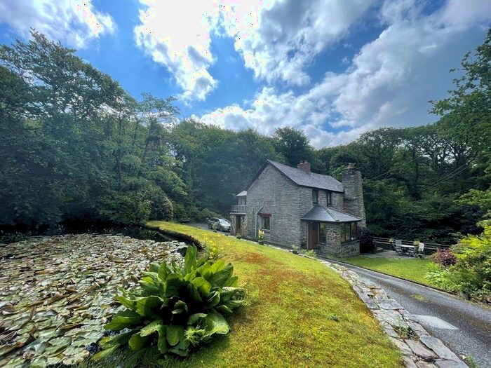 4 Bedroom Detached House For Sale In Glandyfi, Machynlleth, Ceredigion, SY20