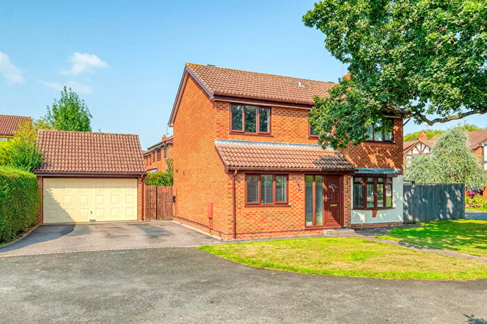 4 Bedroom Detached House For Sale In Riverside, Studley, Warwickshire, B80