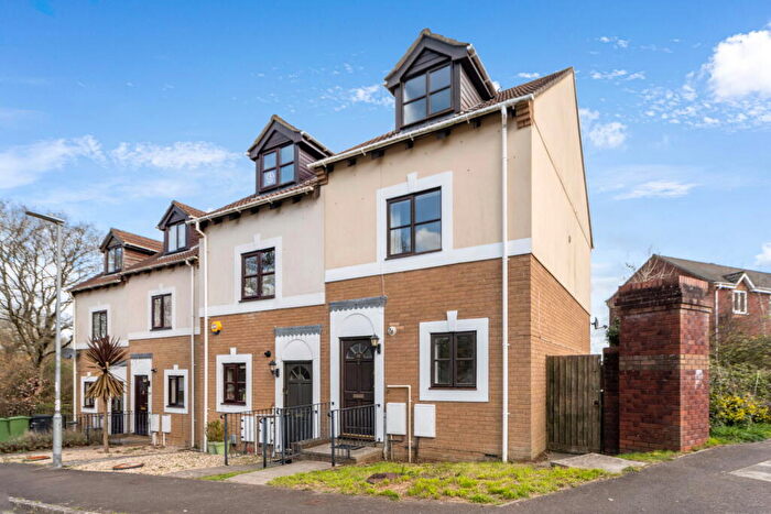 4 Bedroom Semi Detached House For Sale In King Arthur Drive, Yeovil, BA21