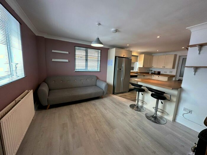 3 Bedroom House To Rent In Sheldon Road, SN14