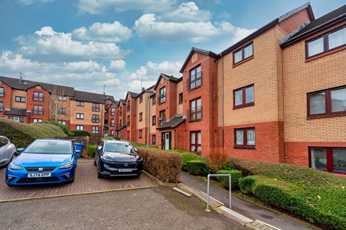 2 Bedroom Flat To Rent In Knightswood Court, Anniesland, Glasgow, G13