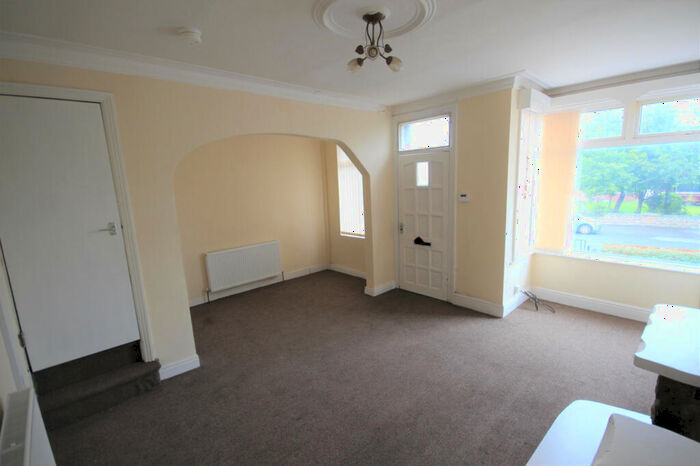 2 Bedroom Terraced House To Rent In Pontefract Lane, Leeds, West Yorkshire, LS9