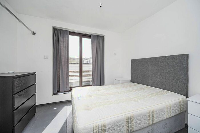 1 Bedroom Property To Rent In Malmesbury Road, Bow, London, E3