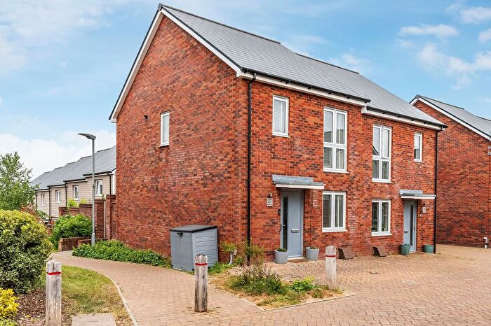 2 Bedroom Semi-Detached House For Sale In High Tree Lane, Tunbridge Wells, TN2