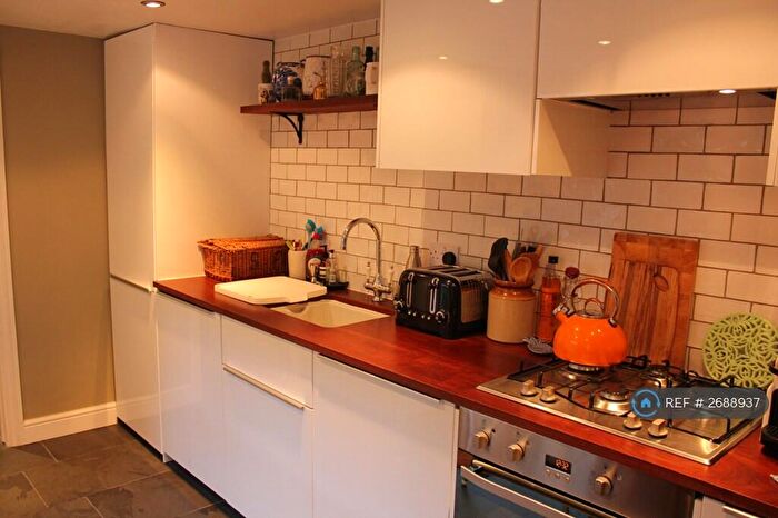 1 Bedroom Flat To Rent In Oriel Road, London, E9