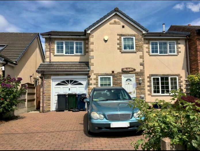 4 Bedroom Semi-Detached House For Sale In Holmeswood Road, Rufford, Ormskirk, L40