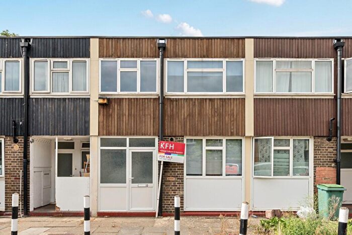 4 Bedroom Terraced House For Sale In Jago Walk, Camberwell, London, SE5