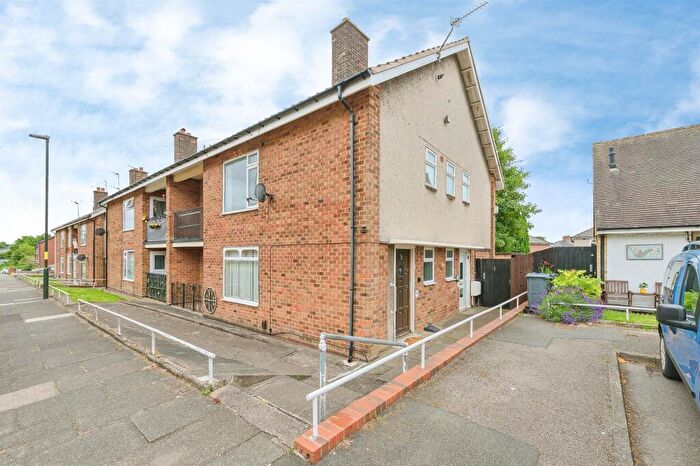 3 Bedroom Maisonette For Sale In Finsbury Grove, Birmingham, B23