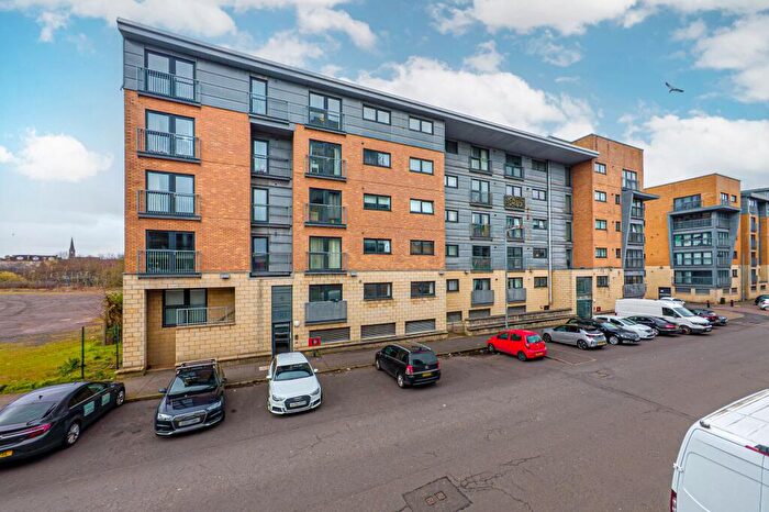 2 Bedroom Apartment For Sale In Barrland Street, Glasgow, G41