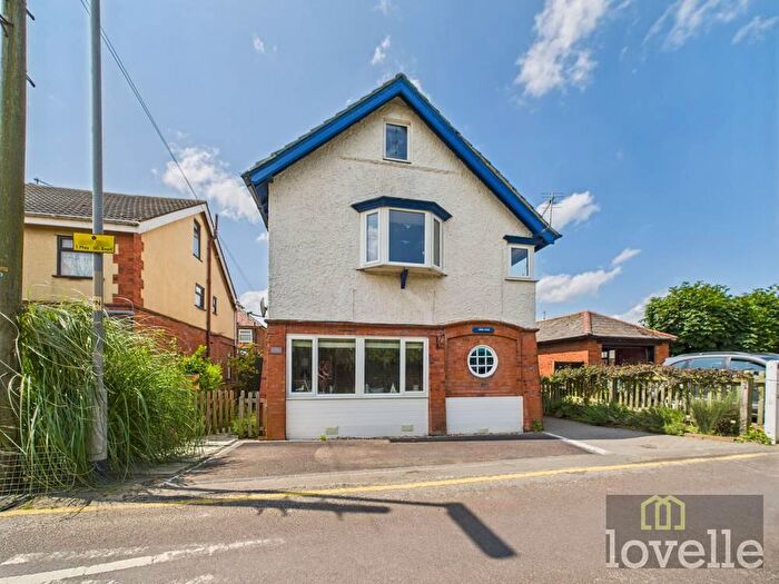 4 Bedroom Detached House For Sale In Gibraltar Road, Mablethorpe, LN12