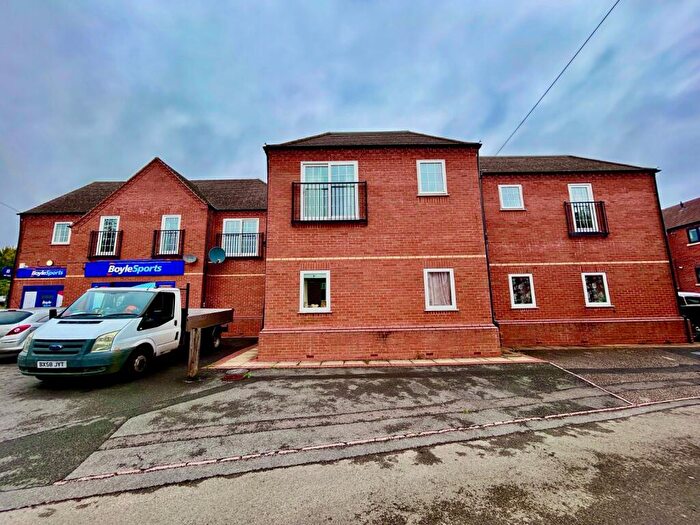 2 Bedroom Flat To Rent In Bell Lane, Studley, B80
