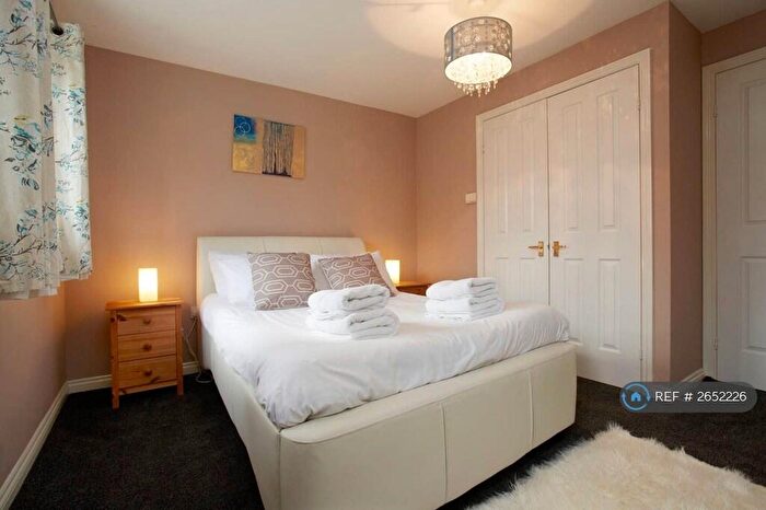 2 Bedroom Terraced House To Rent In Tavistock Close, Leeds, LS12