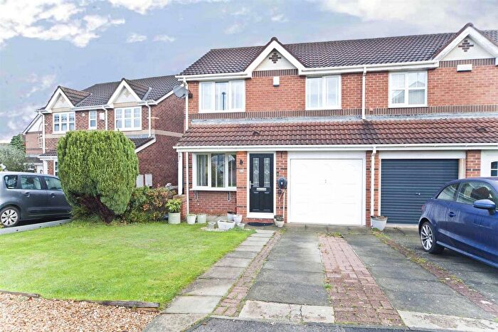 3 Bedroom Semi-detached House For Sale In Talland Close, Hartlepool, TS27