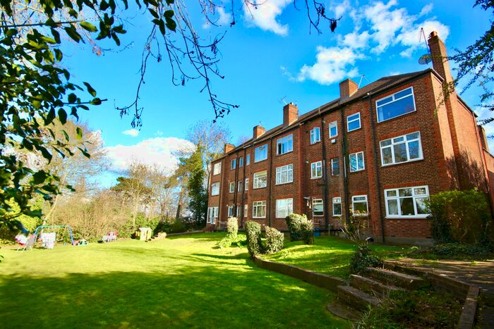 1 Bedroom Flat To Rent In Finchley Park, London, N12