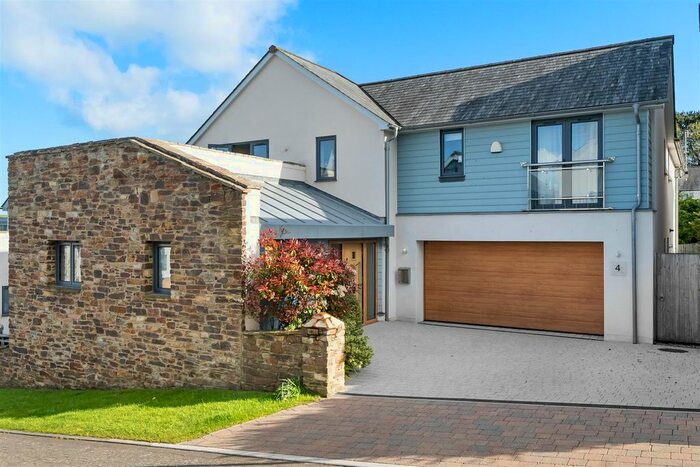 4 Bedroom Detached House For Sale In Salcombe Heights Close, Salcombe, TQ8