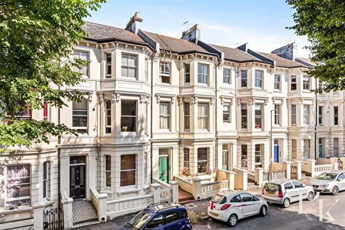 2 Bedroom Flat For Sale In Buckingham Road, Brighton, BN1