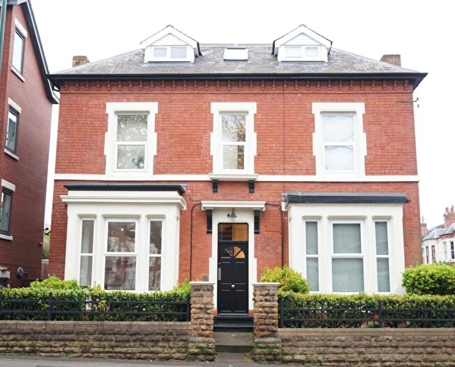 2 Bedroom Apartment To Rent In Astlie Court, NG5