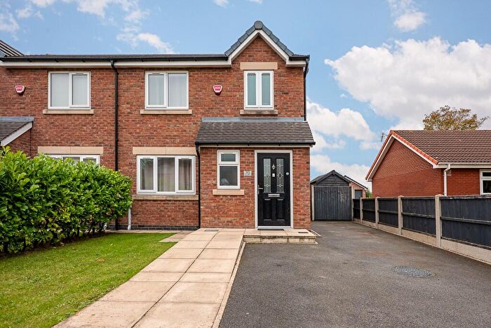 3 Bedroom Semi-Detached House For Sale In Lordsgate Lane, Burscough, L40