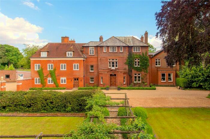 8 Bedroom Detached House For Sale In Bury Road, Newmarket, Suffolk, CB8