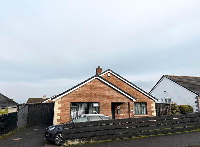 3 Bedroom Detached House For Sale In Briar Hill, Derry, BT47