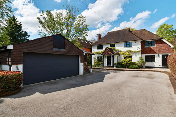 5 Bedroom Detached House To Rent In Lammas Lane, Esher, KT10