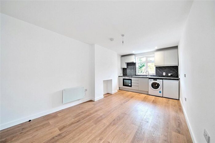 Studio To Rent In Duckett Road, London, N4