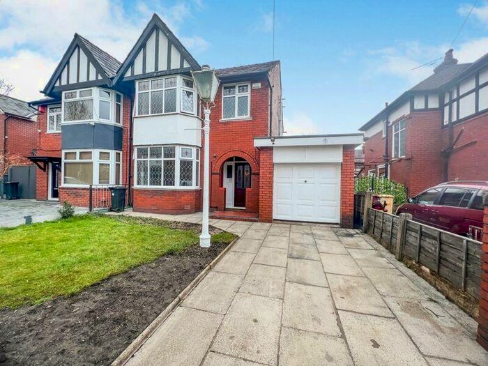 3 Bedroom Semi-Detached House To Rent In Lakeside Avenue, Great Lever, Bolton, BL3