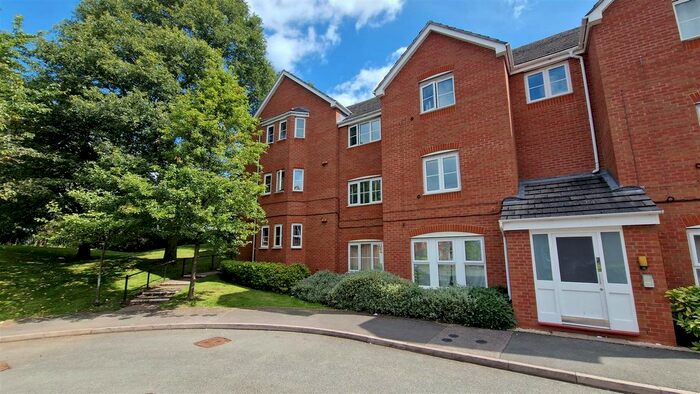 2 Bedroom Flat To Rent In Hickory Close, Woodway Park, Coventry, CV2