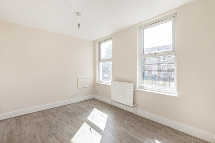 1 Bedroom Apartment To Rent In South Birkbeck Road, Leyton, London, E11