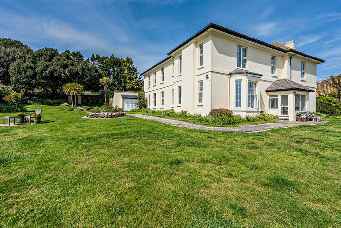 1 Bedroom Flat For Sale In Thurlestone, Kingsbridge, TQ7