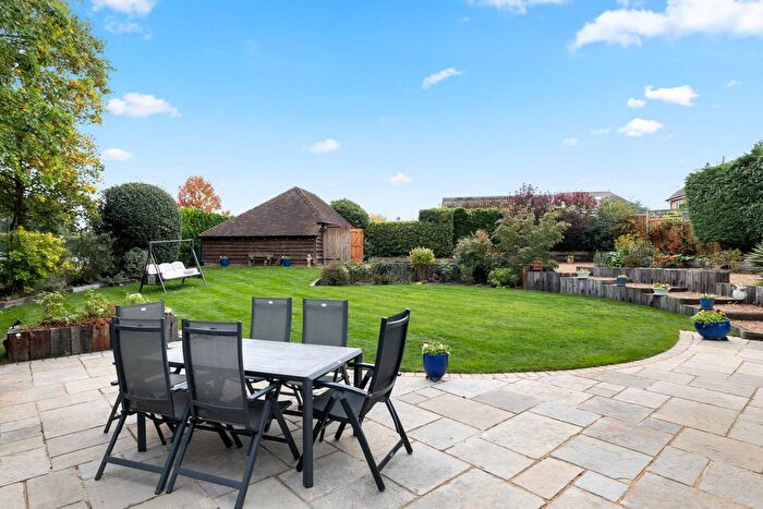 4 Bedroom Semi-detached House For Sale In Dorney Grove, Weybridge, KT13