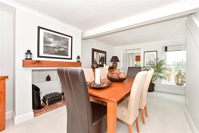 2 Bedroom Cottage For Sale In The Street, Washington, West Sussex, RH20