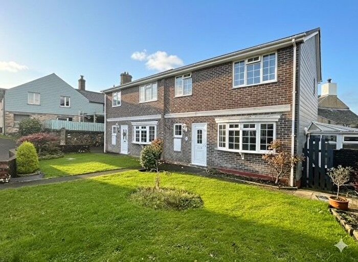 3 Bedroom Property To Rent In Mews Court, Liskeard, PL14