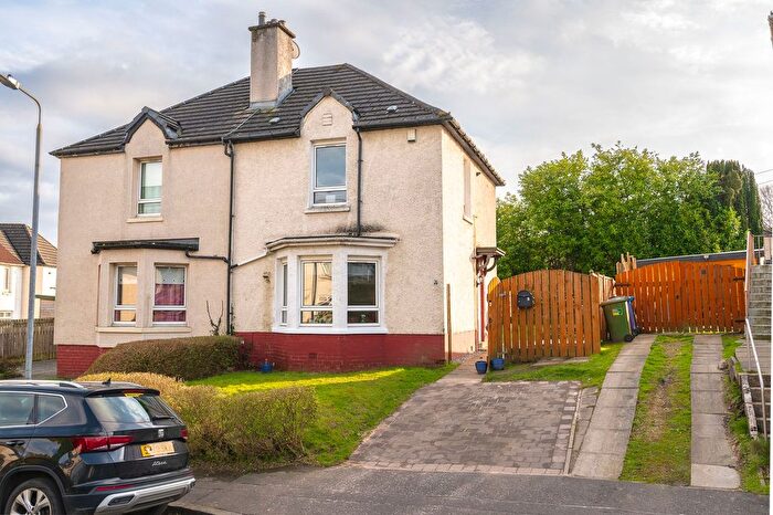 2 Bedroom Semi Detached House For Sale In Cowdenhill Circus, Glasgow, G13