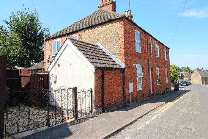 2 Bedroom Cottage To Rent In Hill Street, Raunds, Northamptonshire, NN9