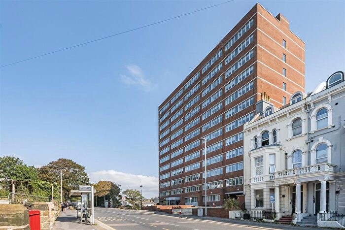 2 Bedroom Flat To Rent In London Road, St. Leonards, TN37