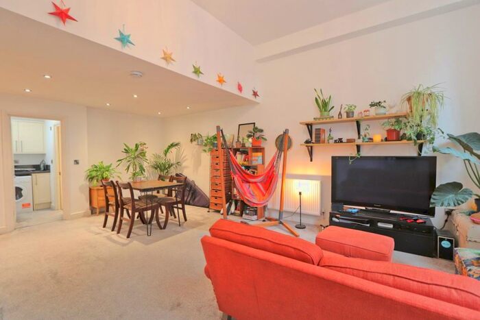 1 Bedroom Maisonette To Rent In Whitehall Road, Bristol, BS5