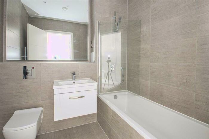 1 Bedroom Apartment To Rent In Capital Drive, Linford Wood, Milton Keynes, MK14