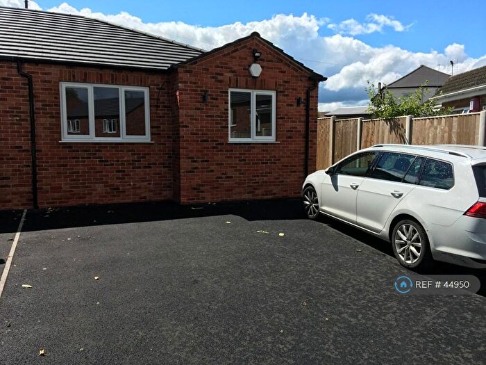 2 Bedroom Bungalow To Rent In Whites Lane, Blackwell, Alfreton, DE55