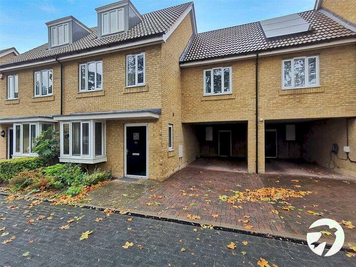 4 Bedroom Terraced House To Rent In Martin Drive, Stone, Dartford, Kent, DA2