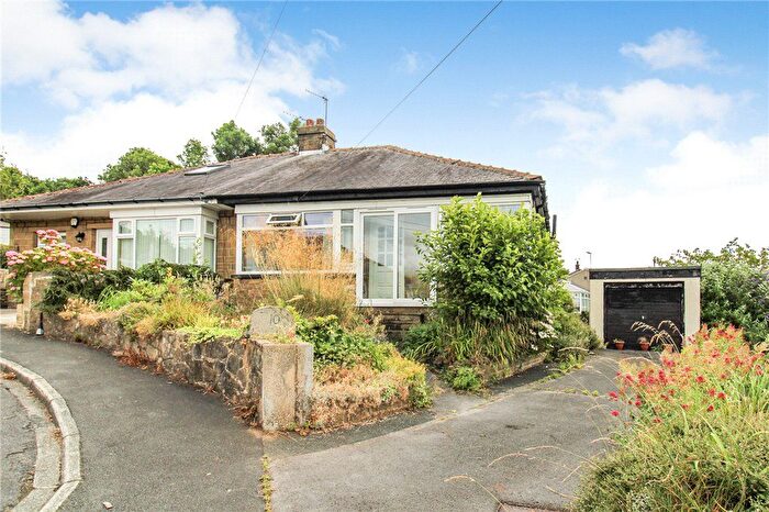 2 Bedroom Bungalow For Sale In Mount Pleasant, Sandbeds, Keighley, West Yorkshire, BD20