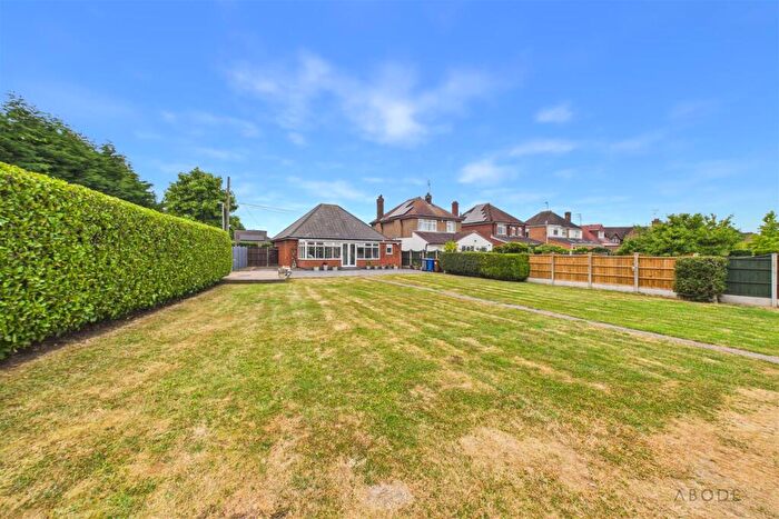 2 Bedroom Detached Bungalow For Sale In Rolleston Road, Burton-On-Trent, DE13